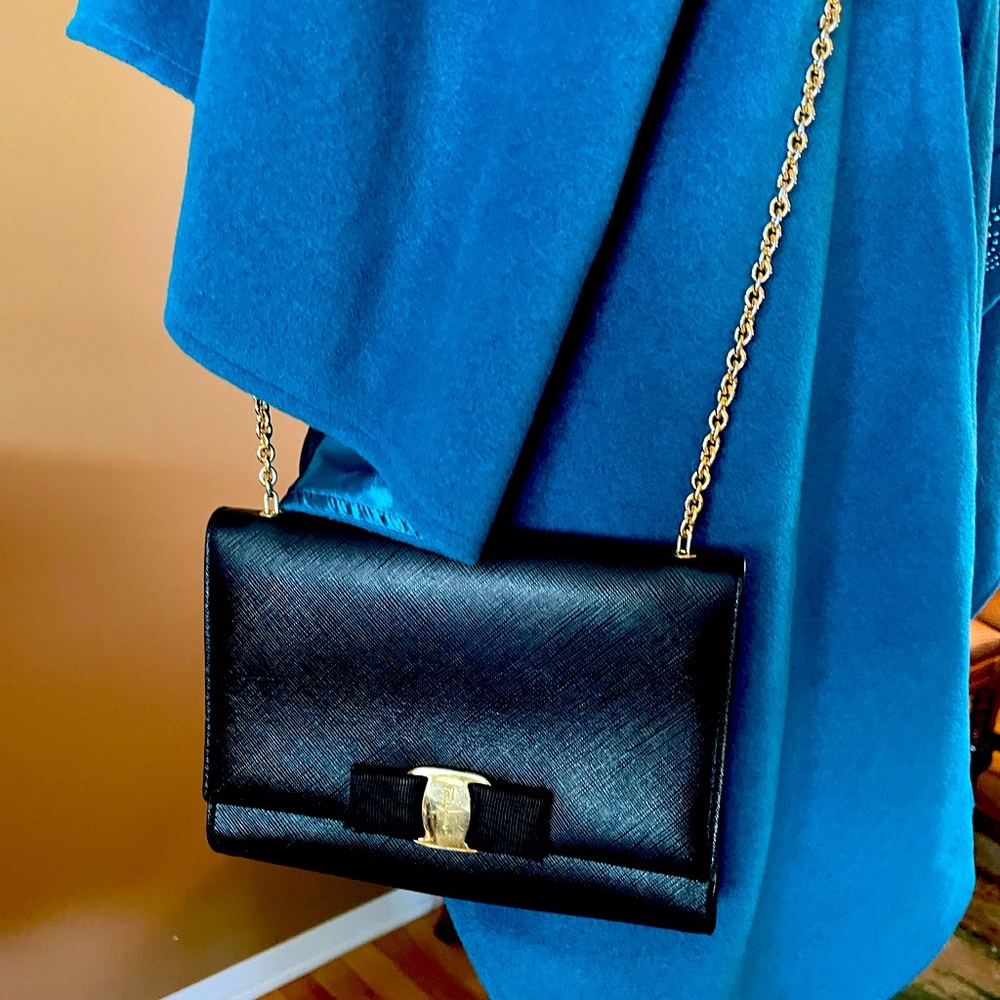 Ferragamo Authentic Black Vara Bow Crossbody Purse